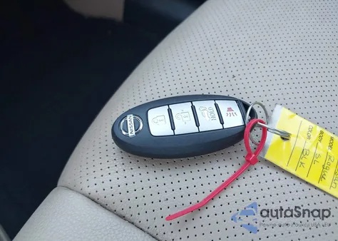 2016 Nissan Rogue Sl z USA, uszkodzony, nr VIN KNMAT2MT0GP701389